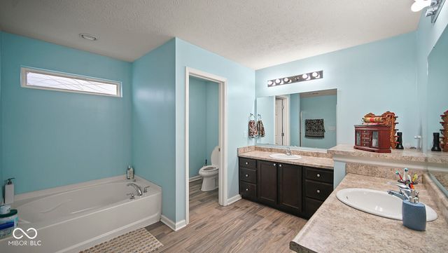 1436 Amberwoods Court, Indianapolis, IN 46239