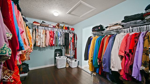 1436 Amberwoods Court, Indianapolis, IN 46239
