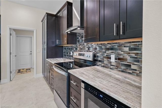 3726 NW 42nd PL, Cape Coral, FL 33993