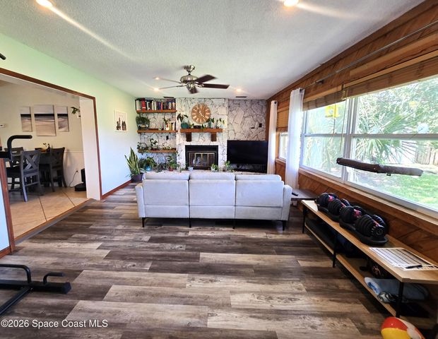 210 Juniper Avenue, Merritt Island, FL 32953