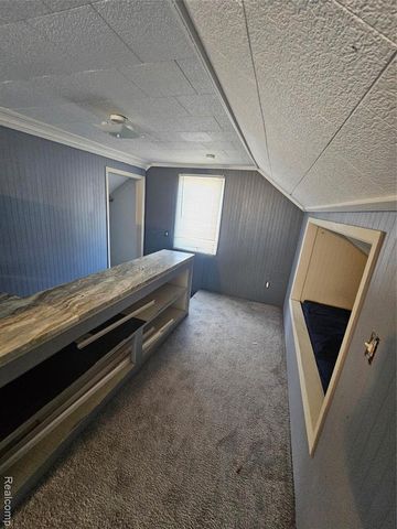 25795 Groveland Street, Roseville, MI 48066