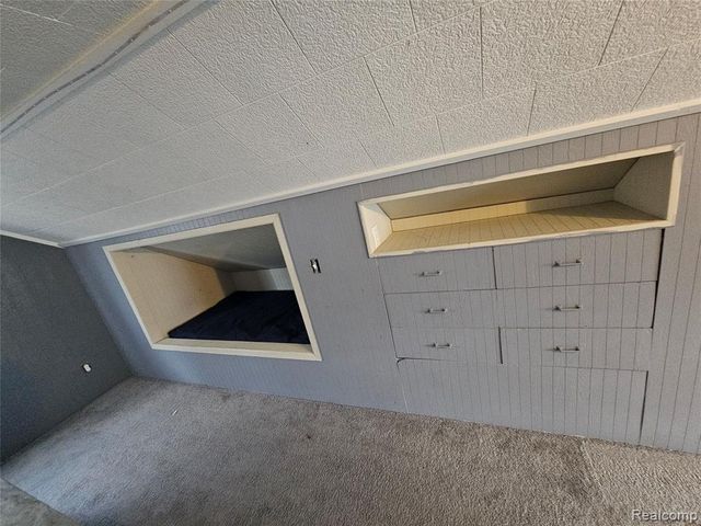 25795 Groveland Street, Roseville, MI 48066