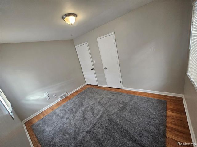 25795 Groveland Street, Roseville, MI 48066