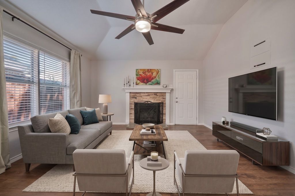 4220 Maryanne Place, Haltom City, TX 76137 — photo 3