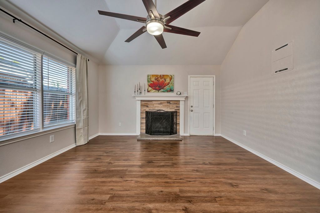 4220 Maryanne Place, Haltom City, TX 76137 — photo 4