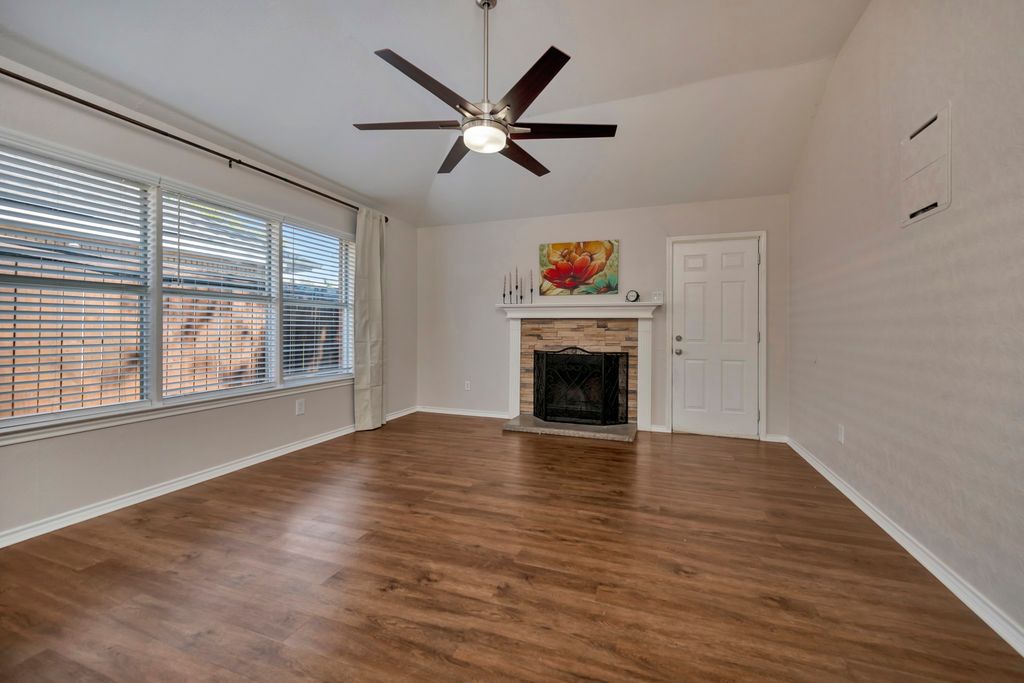 4220 Maryanne Place, Haltom City, TX 76137 — photo 5