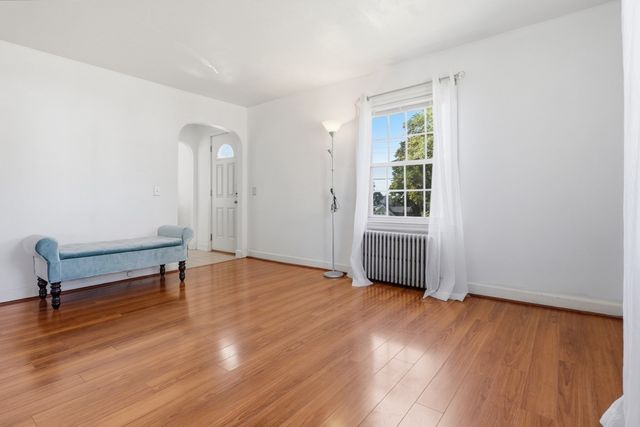 119 Beech St, Lowell, MA 01850