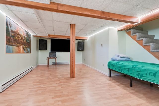 119 Beech St, Lowell, MA 01850