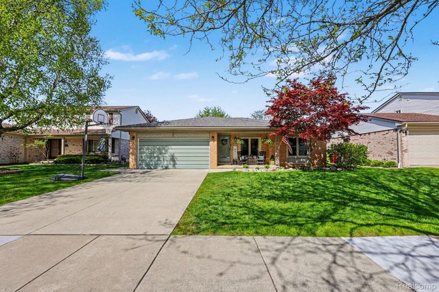 47391 Kathleen Road, Macomb Township, MI 48044