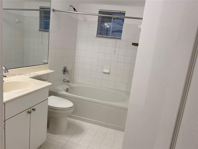 17150 N Bay Rd 2119, Sunny Isles Beach, FL 33160