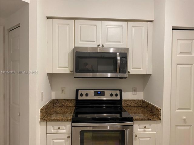 17150 N Bay Rd 2119, Sunny Isles Beach, FL 33160