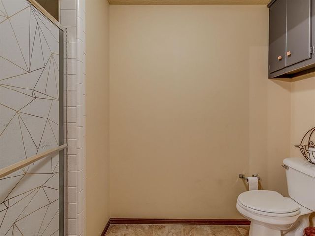 403 Piney Oak Drive, Norman, OK 73072