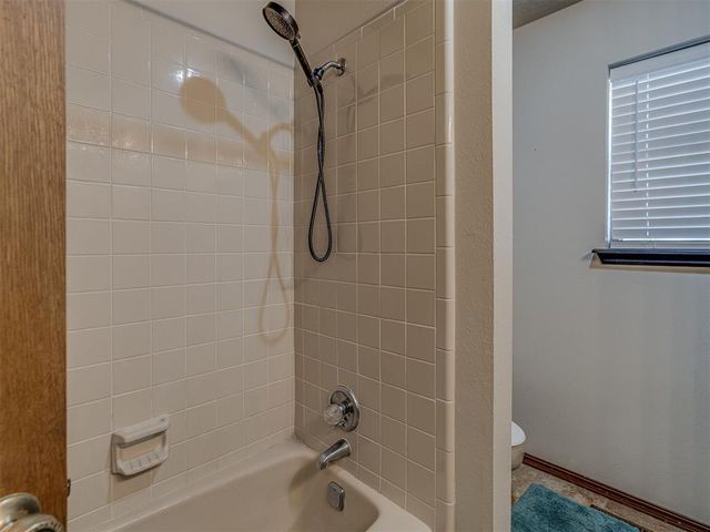 403 Piney Oak Drive, Norman, OK 73072