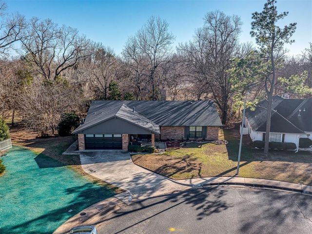 403 Piney Oak Drive, Norman, OK 73072