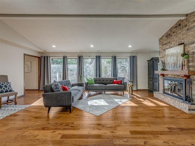 403 Piney Oak Drive, Norman, OK 73072