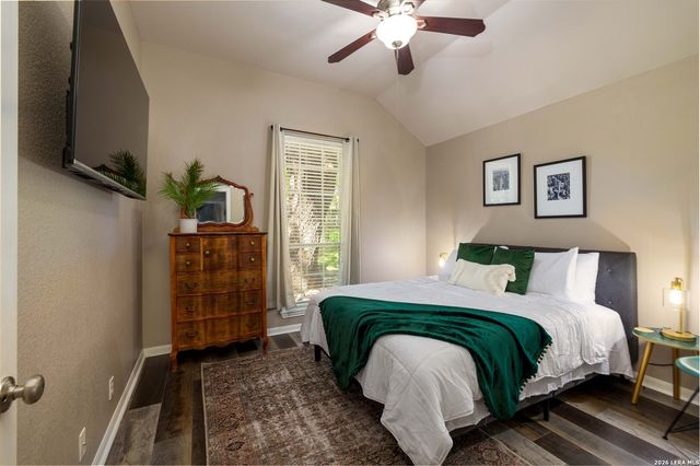 1131 FLAMING OAK DR, New Braunfels, TX 78132