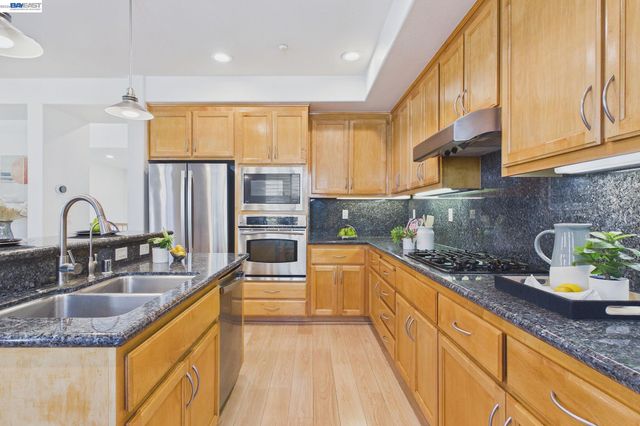 2352 Millstream Ln, San Ramon, CA 94582