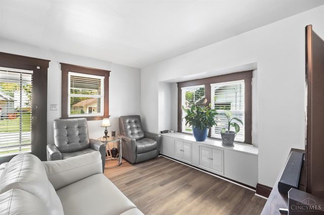 1929 De Armand Avenue, North College Hill, OH 45239