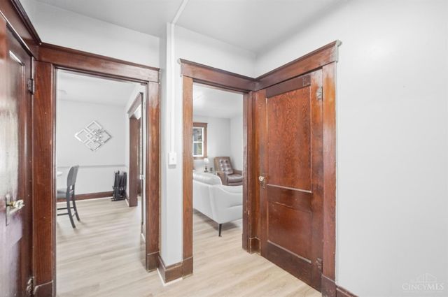 1929 De Armand Avenue, North College Hill, OH 45239
