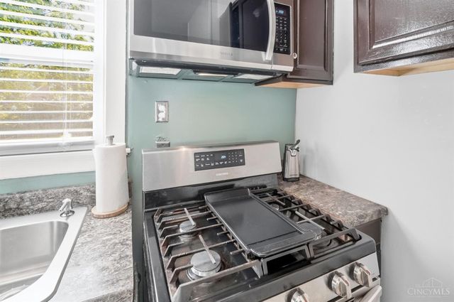 1929 De Armand Avenue, North College Hill, OH 45239