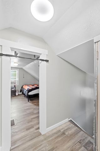 1929 De Armand Avenue, North College Hill, OH 45239
