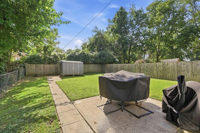 1929 De Armand Avenue, North College Hill, OH 45239