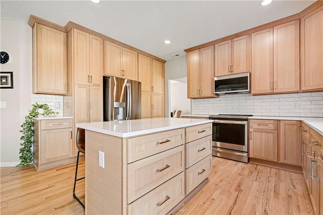 22432 W 113 Terrace, Olathe, KS 66061