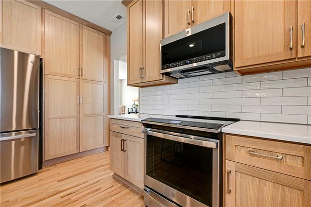 22432 W 113 Terrace, Olathe, KS 66061