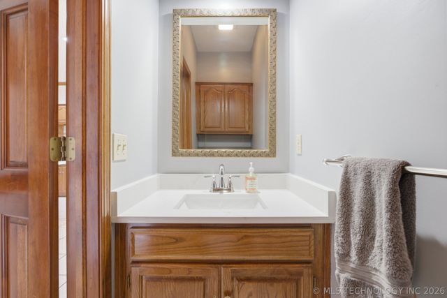 9904 E 97th Street, Tulsa, OK 74133