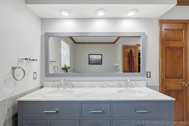 9904 E 97th Street, Tulsa, OK 74133