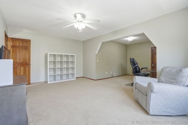 9904 E 97th Street, Tulsa, OK 74133