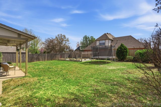 9904 E 97th Street, Tulsa, OK 74133