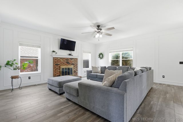 9904 E 97th Street, Tulsa, OK 74133