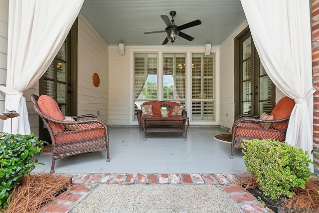 13652 Kings Court Ave, Baton Rouge, LA 70810