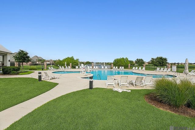 13652 Kings Court Ave, Baton Rouge, LA 70810