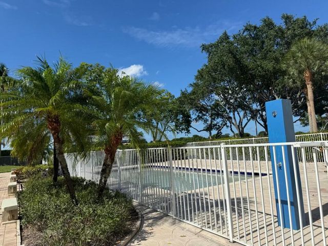 7418 Wescott Terrace, Lake Worth, FL 33467