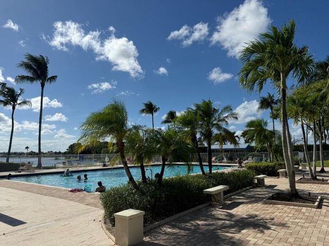 7418 Wescott Terrace, Lake Worth, FL 33467