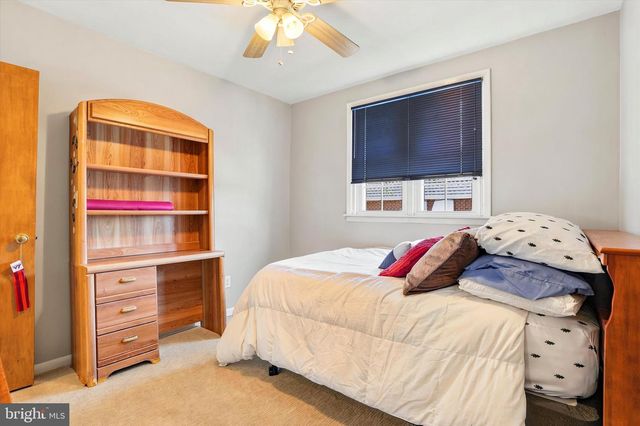9968 WOODFERN RD, Philadelphia, PA 19115
