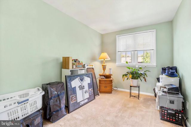 9968 WOODFERN RD, Philadelphia, PA 19115