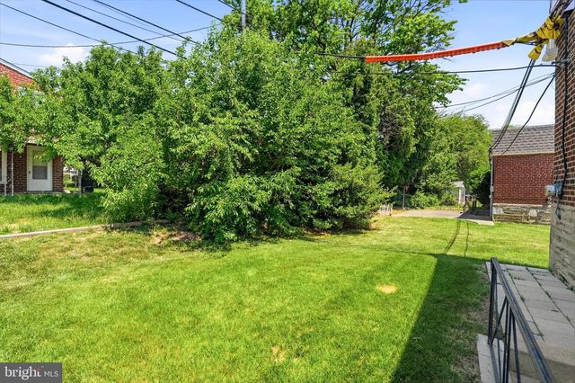 9968 WOODFERN RD, Philadelphia, PA 19115