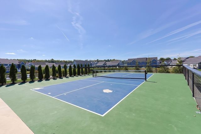 7 Palmetto Dr 7, Bellingham, MA 02019