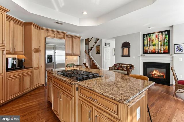 3555 EARLY WOODLAND PL, Fairfax, VA 22031