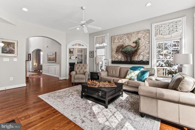 3555 EARLY WOODLAND PL, Fairfax, VA 22031