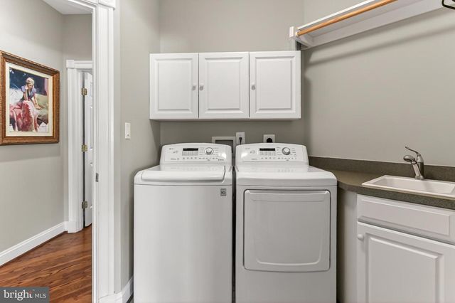 3555 EARLY WOODLAND PL, Fairfax, VA 22031