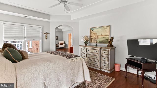 3555 EARLY WOODLAND PL, Fairfax, VA 22031