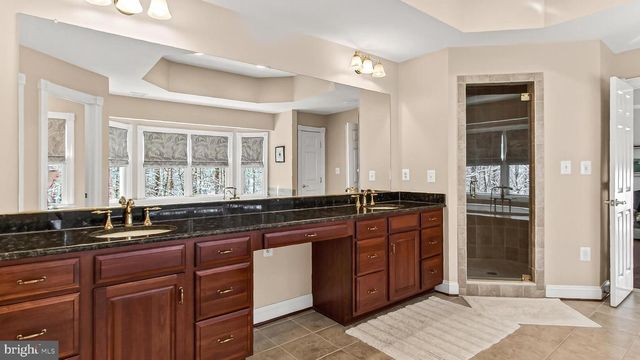 3555 EARLY WOODLAND PL, Fairfax, VA 22031