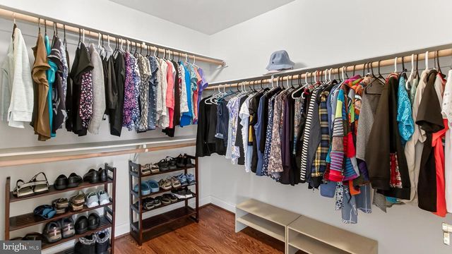 3555 EARLY WOODLAND PL, Fairfax, VA 22031