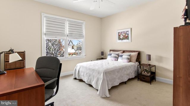 3555 EARLY WOODLAND PL, Fairfax, VA 22031