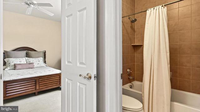 3555 EARLY WOODLAND PL, Fairfax, VA 22031