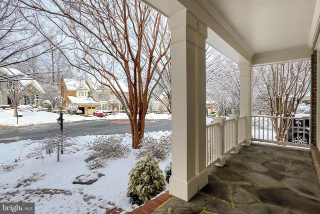 3555 EARLY WOODLAND PL, Fairfax, VA 22031